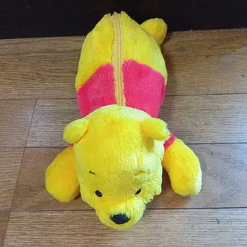 곰돌이 푸 지퍼가 달린 봉제 인형