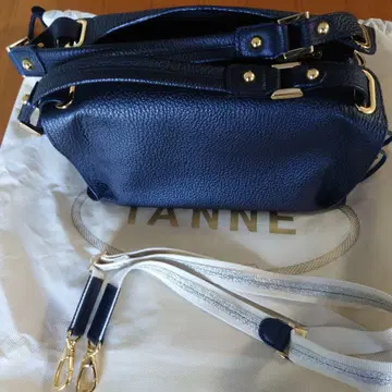 IANNE 이안느 올리비아 블랙