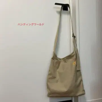 헌팅월드 숄더백