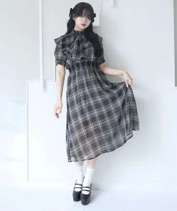 TITTY&CO. 시어 체크 원피스