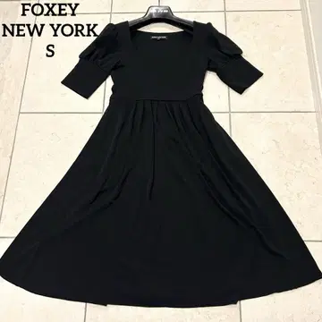 새상품급 FOXEY NEW YORK 플리츠 원피스 무릎 기장 38 블랙