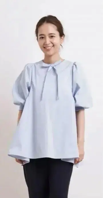 yori 사이드 개더 퍼프 슬리브 블라우스 라이트 블루 36