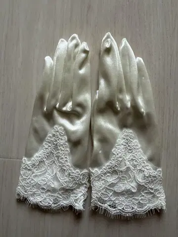 웨딩 그로브 숏 그로브 노바레제