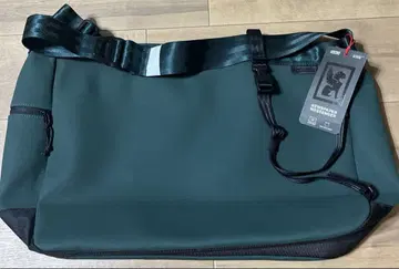 CHROME NEWSPAPER MESSENGER 다크 그린 미사용 새상품
