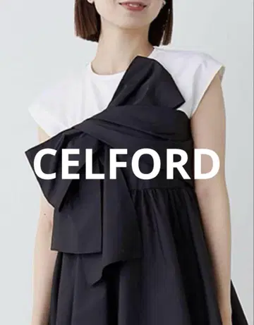 새상품급 CELFORD 빅 리본 컷 상의 완판템 블랙