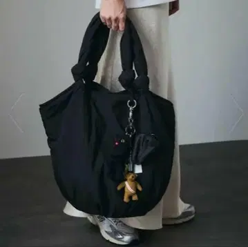 Adam et Rope' 블랙 나일론 토트백 더블 핸들