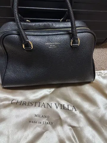 CHRISTIAN VILLA 블랙 가죽 핸드백