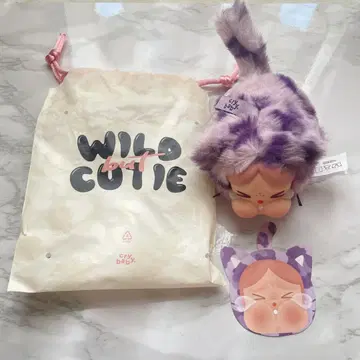 POP MART CRYBABY 크라이베이비 네온