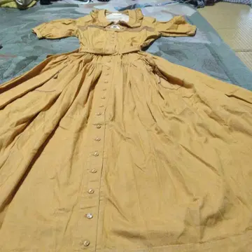 핑크하우스 머스타드 컬러 프릴 옷깃 롱 원피스