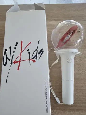 Stray Kids 공식 응원봉 ver.1