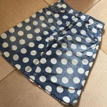 큐브슈가 리메이크풍 데님 물방울 패턴 스커트