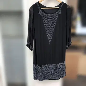 누키테파 비즈 자수 럭셔리 블랙 튜닉 새상품 L 사이즈