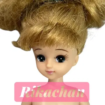 리카짱 인형 본체 금발 검은 눈