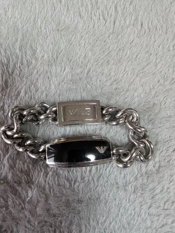 Armani 실버 체인 팔찌