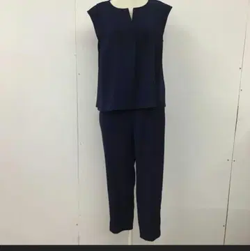 네이비 슬리브리스 팬츠 셋업