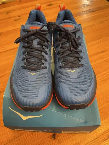 HOKA ONE ONE 챌린저 atr5
