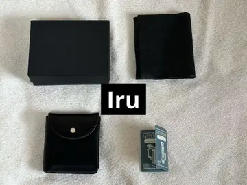 Iru 접이식 지갑 도치기 가죽 가르송 지갑 블랙