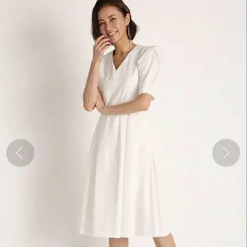 셀포드 핏&플레어 컷 원피스
