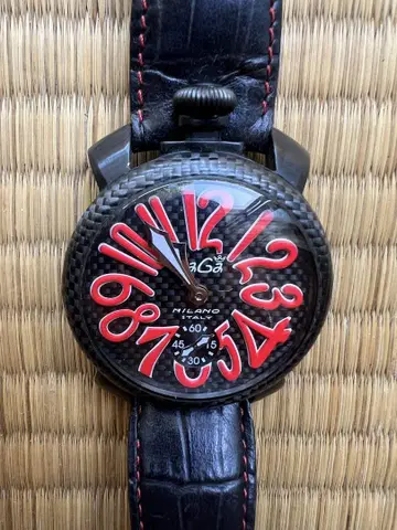 GaGa Milano 수동 와인딩 시계 Carbon Fiber