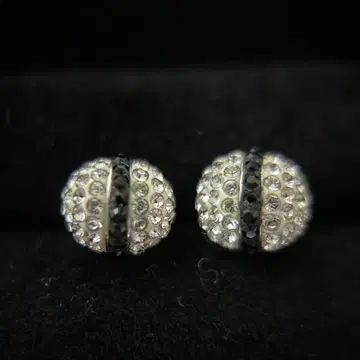 SWAROVSKI 스와로브스키 믹스 귀걸이 서클 라인 241030