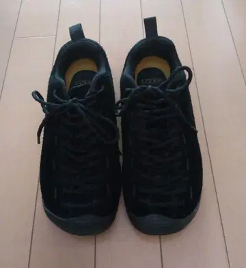 keen 재스퍼 스웨이드 블랙 24.5cm