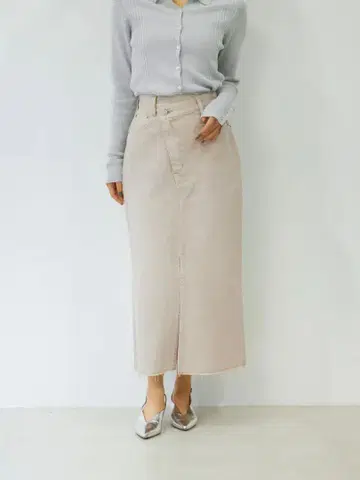 아지메 세미 플레어 데님 스커트 에스트라타 COHINA 코히나