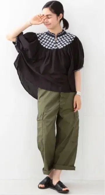 BEAMS BOY x Trepied 자수 블라우스