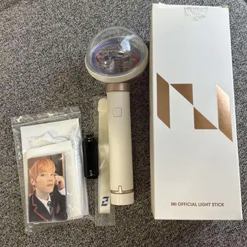INI 공식 응원봉