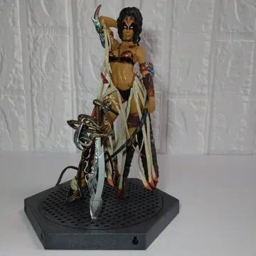 Mcfarlane Toys SPNWN #23 WARRIOR LILITH