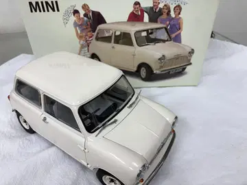 MINI 1/12 스케일 모델 화이트