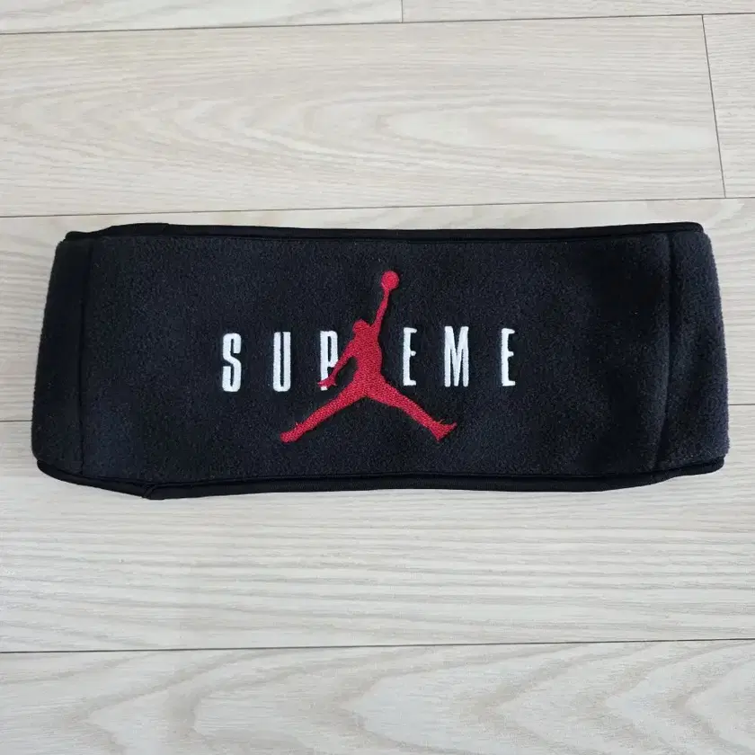JORDAN | 조던 Supreme Jordan Headband on Bunjang Global Site.