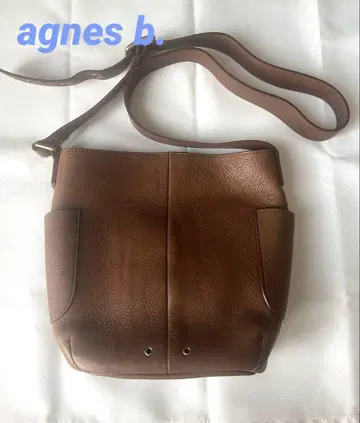 agnes b. 숄더백 천연 가죽 에네스베
