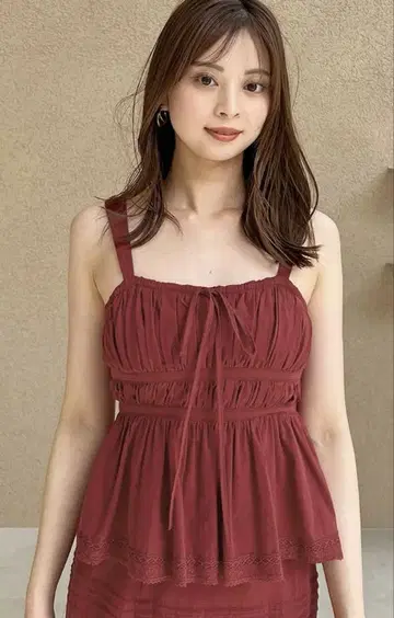 완판 색상 신상 상품 SNIDEL 스나이델 코튼 캐미 블라우스
