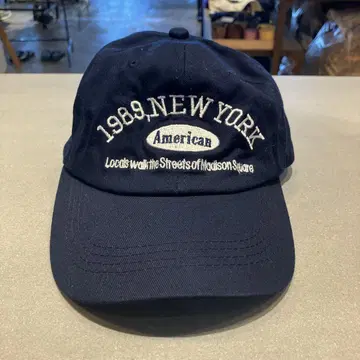 00s Madison Square NEW YORK 자수 캡 네이비