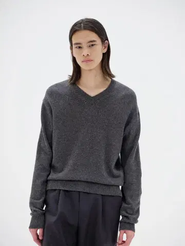 LIGHT CASHMERE KNIT V-NECK P/O 사이즈 3