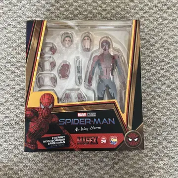 MAFEX/ 스파이더맨: 노 웨이 홈