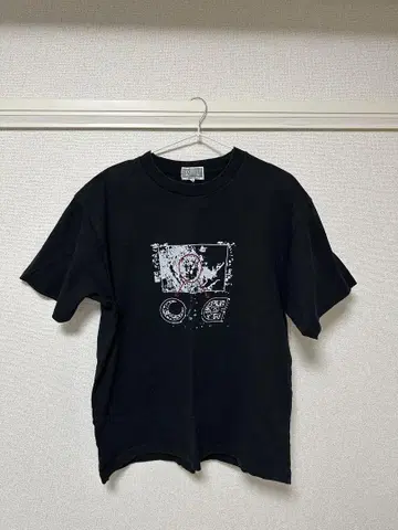 CAV EMPT 그래픽 티셔츠 블랙