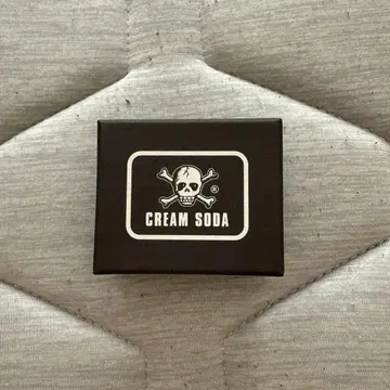 CREAM SODA 스컬 핀 배지 2004년 제작