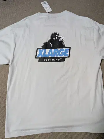 XLARGE 스카이블루 T셔츠 [택 포함 미사용 새상품] [반값]