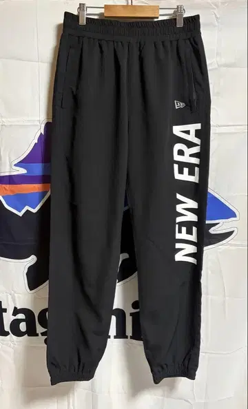 NEW ERA 조거 팬츠 블랙 뉴에라 얇은 소재