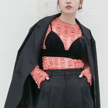 [KBF] 셔링 컴팩트 니트