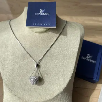 SWAROVSKI 목걸이