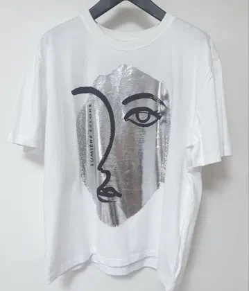 ZARA 메탈릭 그래픽 티셔츠