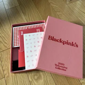 블랙핑크 2020 환영 컬렉션