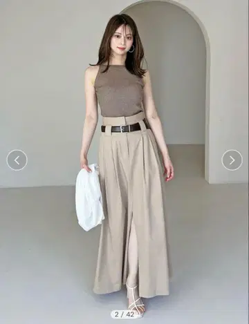 SNIDEL 스나이델 치노 와이드 스커트 베이지 S 사이즈 0