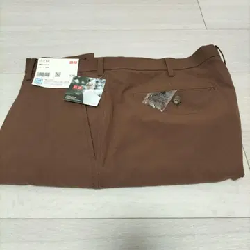 [미사용 새상품] UNIQLO 감동 턱 팬츠 W95cm 아담 스콧