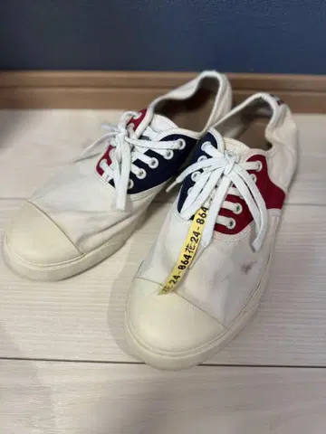 LACOSTE 스니커즈 UK7.5 26 로우컷 화이트 새상품급 라코스테