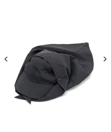 새상품 PHEENY Nylon taffeta cap with scarf