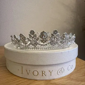 [ 컨디션 최상 ] Ivory&Co. Alexandra 티아라