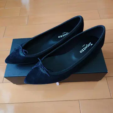 새상품급 Repetto 스웨이드 플랫슈즈 37